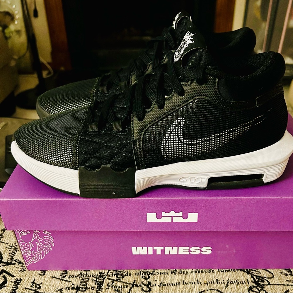 Nike LeBron Witness VIII TB Black Sneakers